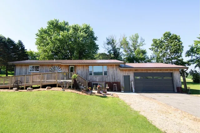 Rough Sawn Pine Board & Batten Siding